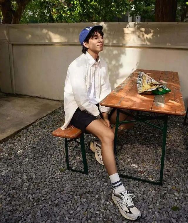 孔刘_日常时尚灵感_孔刘男友风穿搭